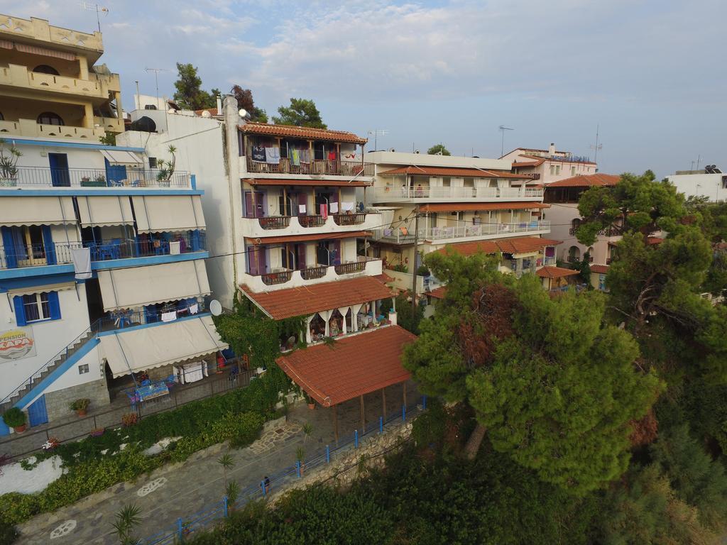 Levantes Hotel Patitiri  Exterior photo